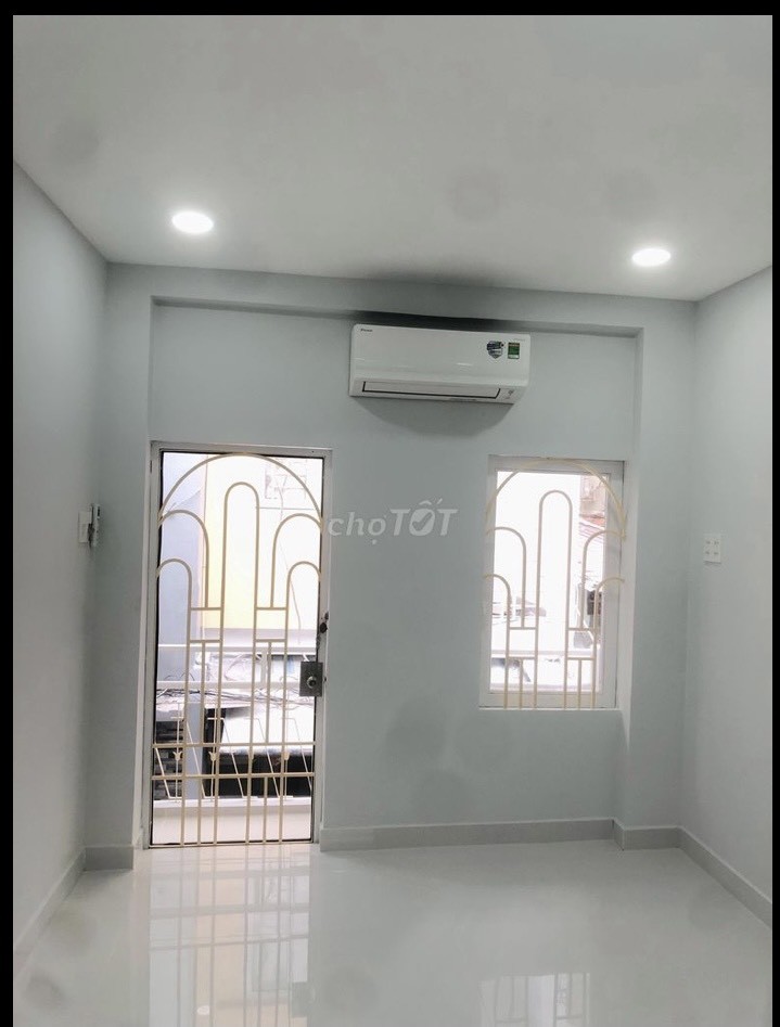 Cho thuê nhà mới sửa 1 trệt 1 lầu có máy lạnh tại Lê Văn Duyệt Q BThạnh giá 6,5tr/th