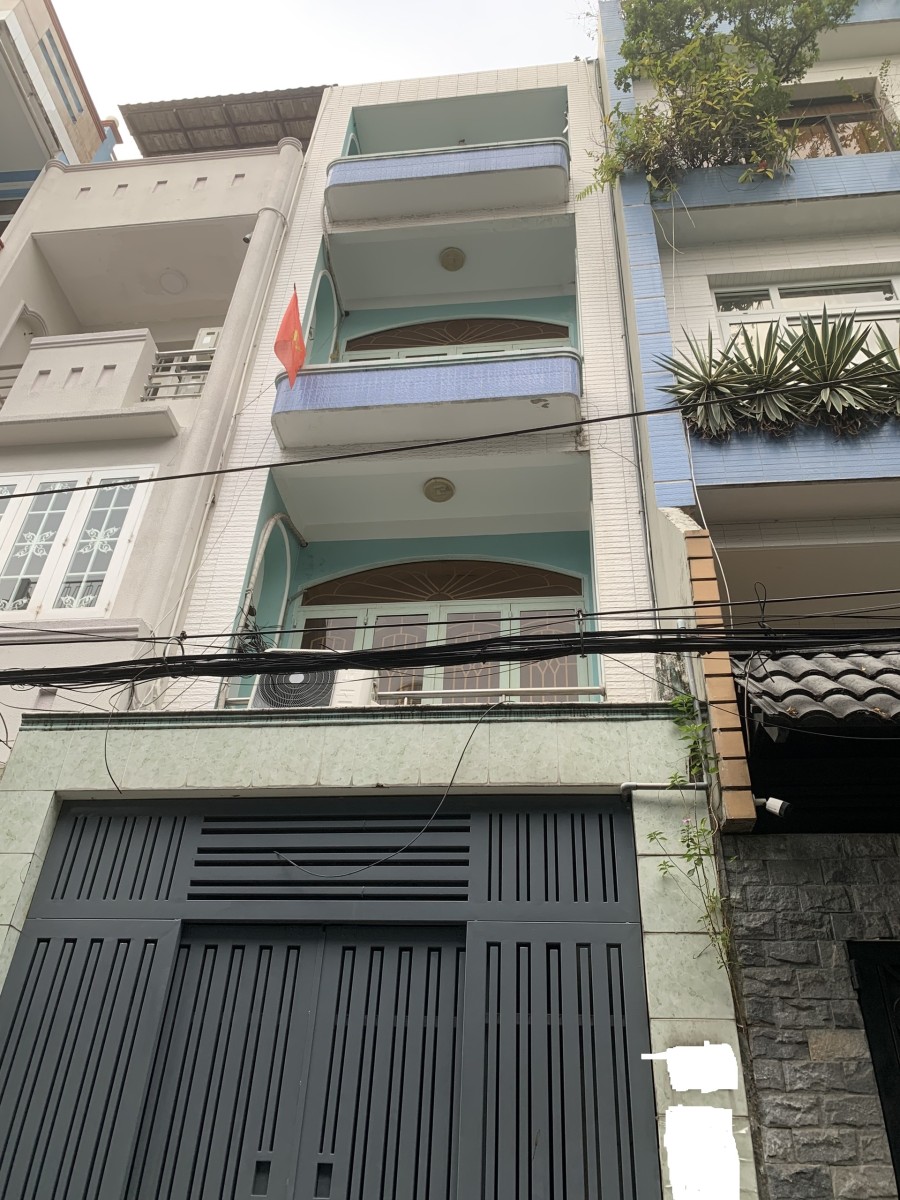 Nhà hẻm xe hơi Đường Nguyễn Tiểu La, trệt 3 lầu, 5pn 4wc, diện tích 3.2 x 12m, giá 15 triệu