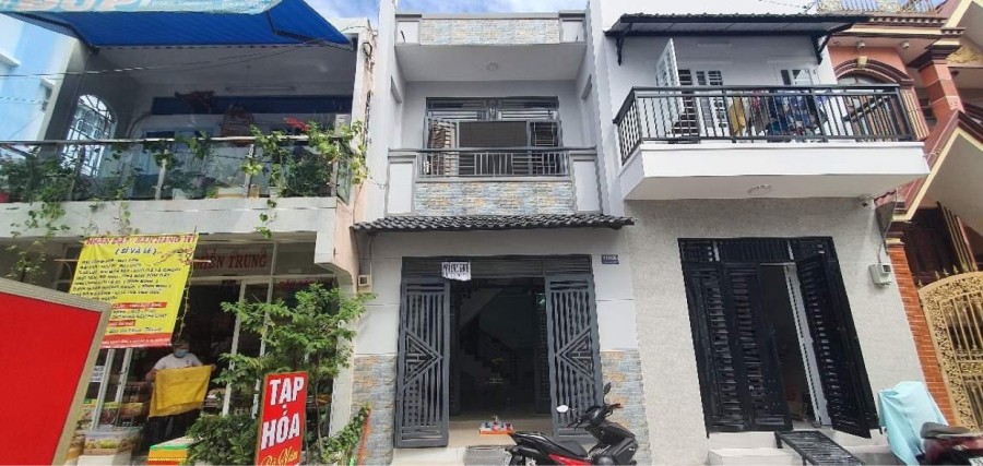 Cho thuê nguyên căn nhà trệt 1 lầu 4x9 khu dân cư an ninh gần Aeon Bình Tân