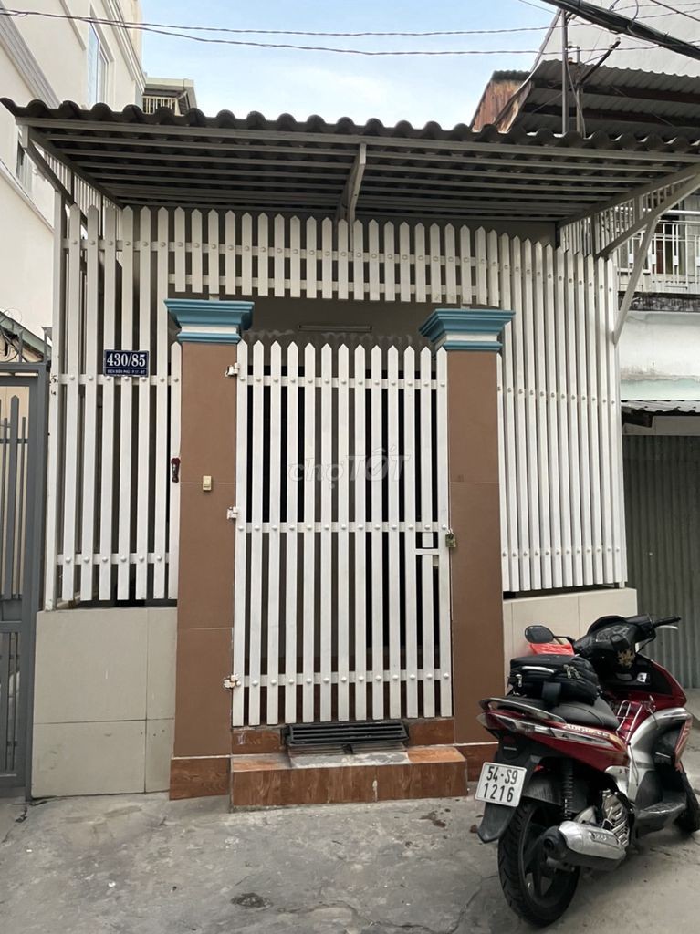 Mình cần cho thuê nhà nguyên căn 90m2, hẻm 1 xẹt Điện Biên Phủ, Bình Thạnh, giá 15 triệu/tháng