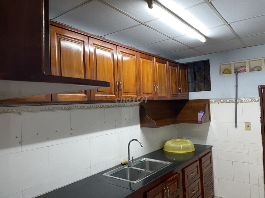 Mình cần cho thuê nhà nguyên căn 90m2, hẻm 1 xẹt Điện Biên Phủ, Bình Thạnh, giá 15 triệu/tháng