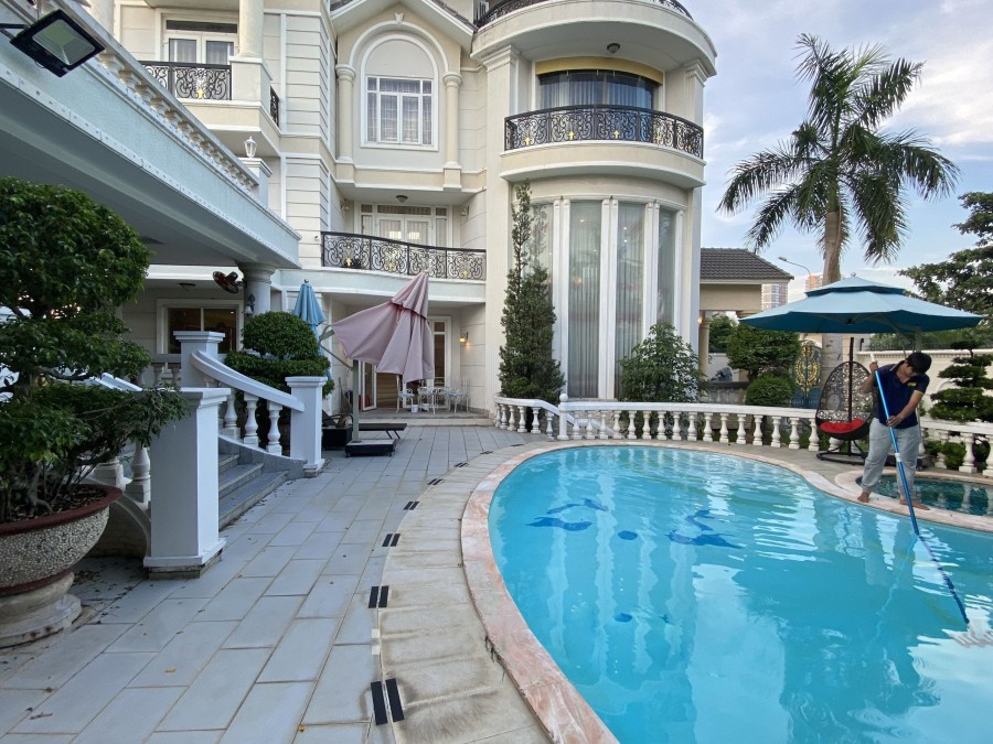 Cho thuê siêu Villa sân vườn hồ bơi đầy đủ tiện nghi Phường Thảo Điền Quận 2