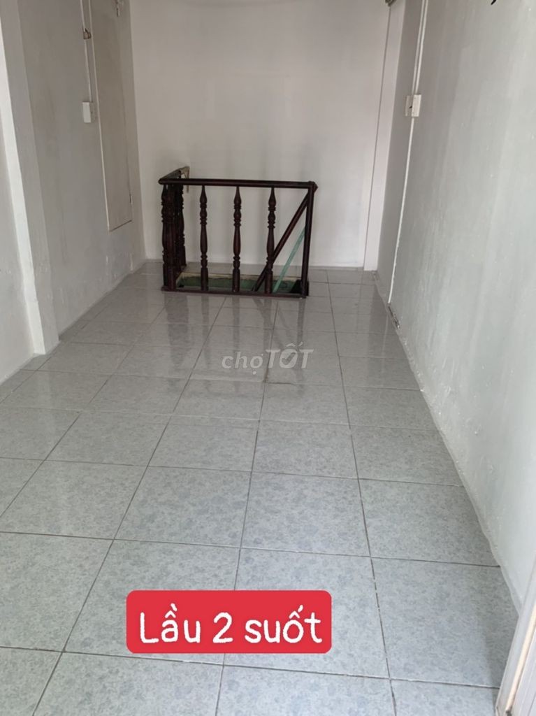 Hỗ trợ mùa dịch cho thuê nhà giá tốt 7 triệu/tháng, dtsd 12m2, 1 trệt, 2 lầu đường Hoàng Xuân Nhị