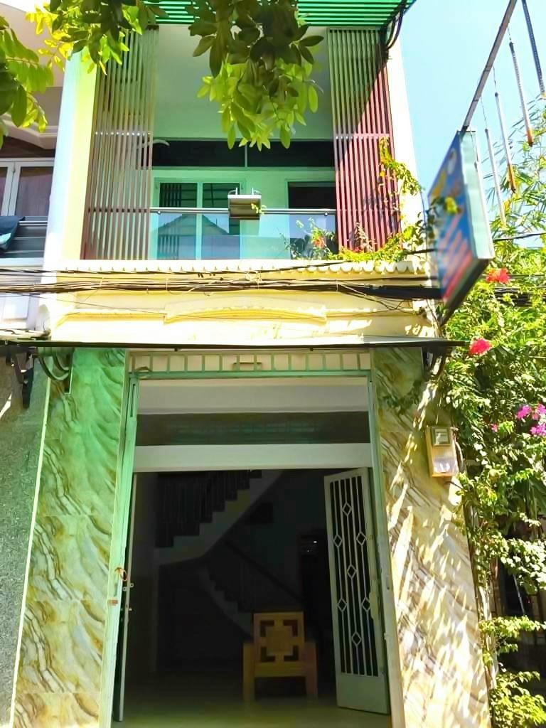 Cho thuê nhà nguyên căn hẻm mặt tiền chà bá đường Huỳnh Tấn Phát P. Phú Thuận, Quận 7