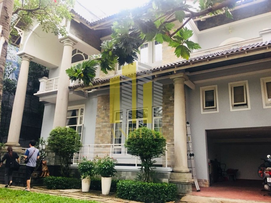 Cho thuê Villa Nguyễn Văn Hưởng, diện tích 550m2, sân vườn, hồ bơi, giá 84 triệu/tháng