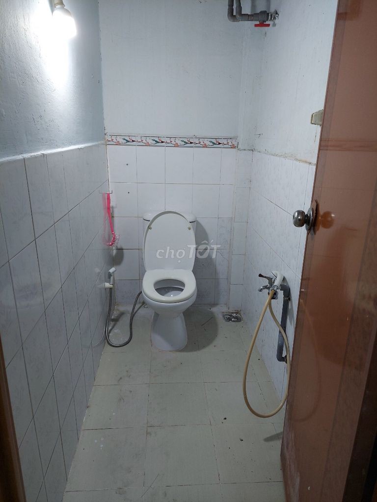 Cho thuê nhà 60m2 hẻm Lâm Thị Hố, Quận 12, giá 4 triệu/tháng, còn mới ở được ngay