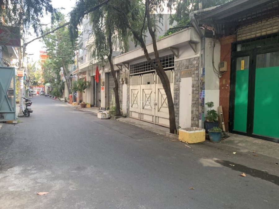 Đường nội bộ Gò Dầu, Tân Phú cần cho thuê nhà rộng 240m2, giá 17 triệu/tháng