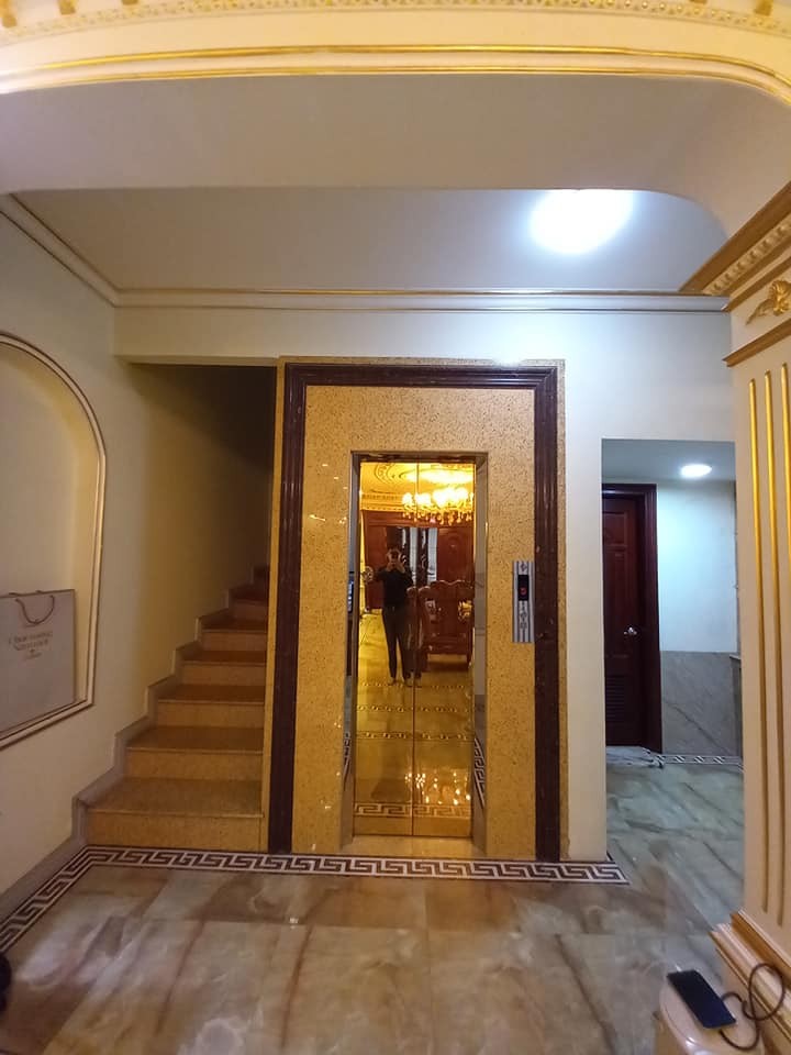 Cho thuê nhà Biệt Thự Trung Văn Vinaconex, dt 180m,4t +1 hầm, giá 50tr/th. có thang máy
