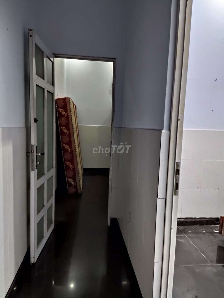 Trống nhà khu dân cư đông Quận Tân Phú, dtsd 72m2, giá 9 triệu/tháng, lhcc 0916683467