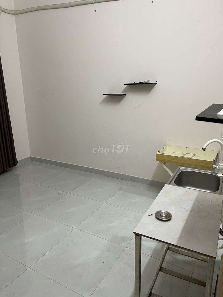 Nhà đang kinh doanh CHDV cần cho thuê giá 16.8 triệu/tháng, dtsd 100m2, Bình Long Quận Tân Phú