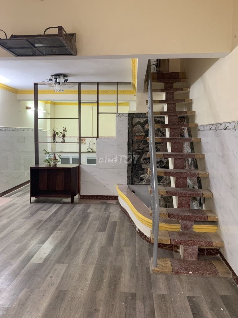 Khu Cityland cần cho thuê nhà rộng 55m2, giá 8 triệu/tháng, tiện ích đủ, lh 0907276304