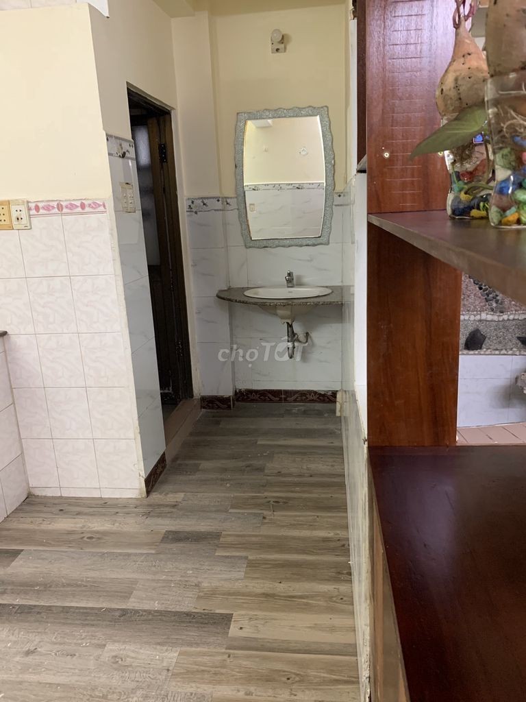 Khu Cityland cần cho thuê nhà rộng 55m2, giá 8 triệu/tháng, tiện ích đủ, lh 0907276304