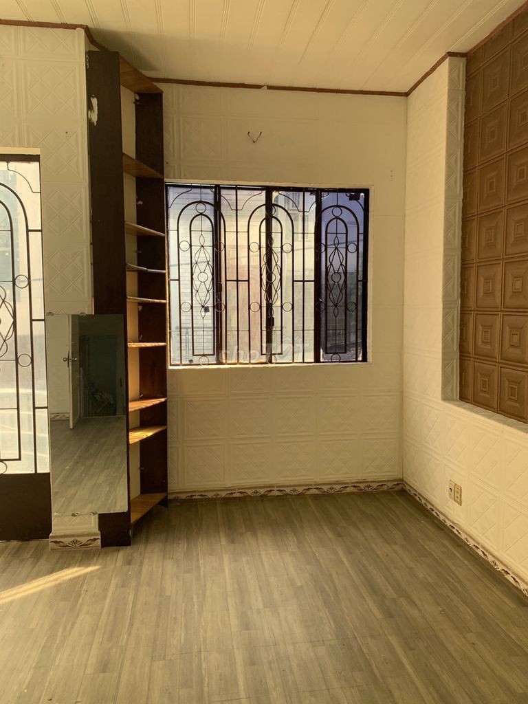 Khu Cityland cần cho thuê nhà rộng 55m2, giá 8 triệu/tháng, tiện ích đủ, lh 0907276304