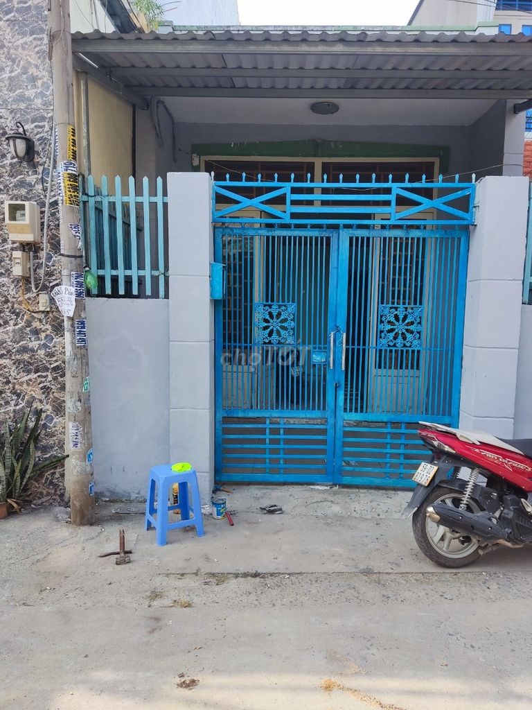 Lê Văn Khương, Quận 12 có nhà trống cần cho thuê giá 5 triệu/tháng, dtsd 68m2