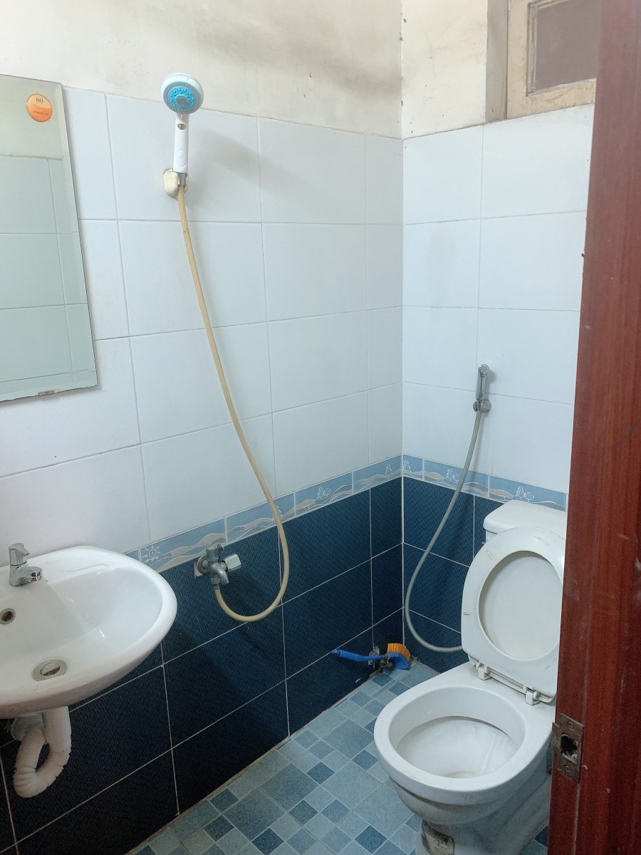 Nhà Đường Đồng Nai, 1 trệt 4 lầu sân thượng, 4pn 5wc, diện tích 3.2 x 12m, Giá 20 triệu