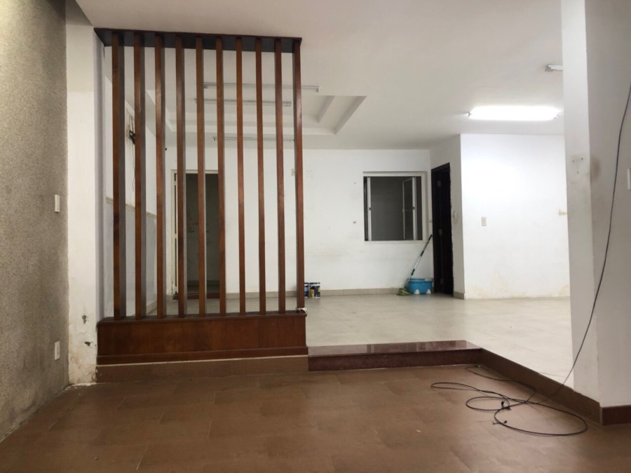 Cho thuê villa 10x20m hầm 3 lầu sàn trống đường số Trần Não