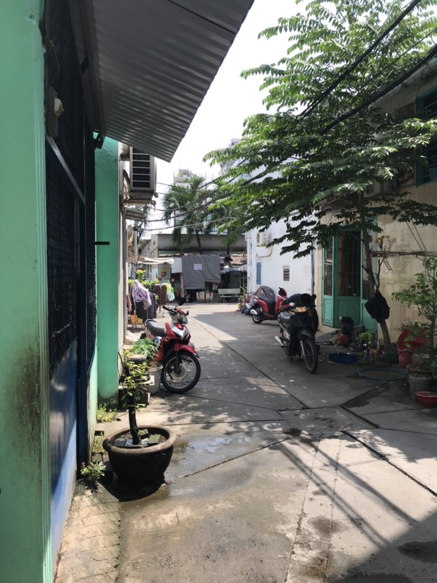 Nhà cho thuê Đường Chiến Lược, 1 lầu 3pn, 2wc ( Hẻm xe tải) Ngay ngã tư Trương Phước Phan.