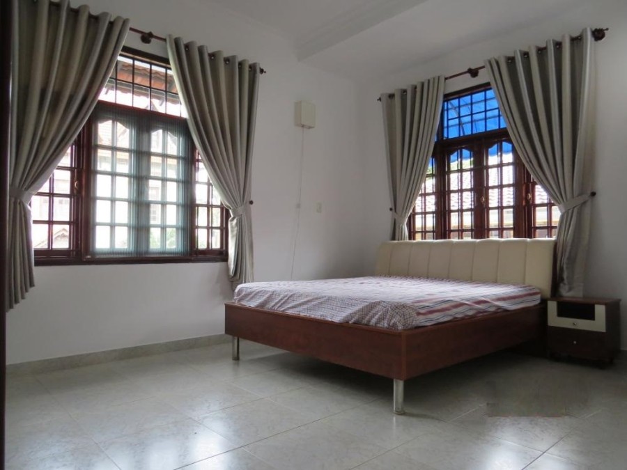 Cho Thuê Villa Đỗ Quang 6x20m Giá 25 Triệu/Tháng