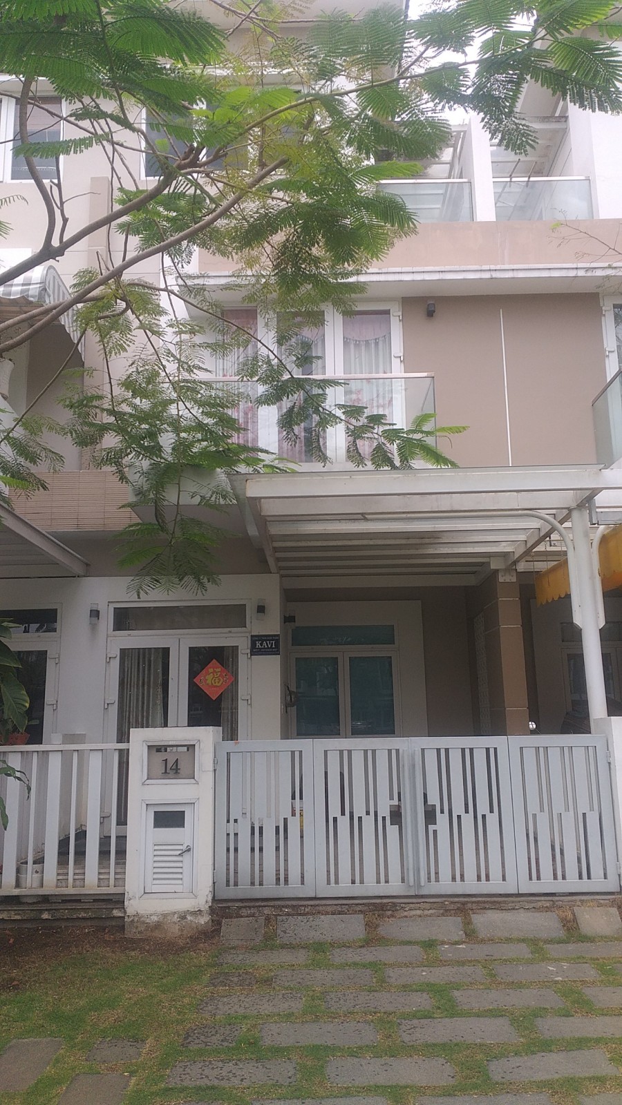 Cho thuê nhà phố Khang Điền Merita 1 trệt 2 lầu, 4PN, 4WC, full nội thất 17tr/tháng LH 0931832456