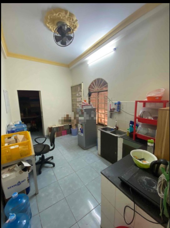 Nhà HXH sát MT Cao Thắng Q10, 3x20, 4pn có sân rộng rãi, 16tr