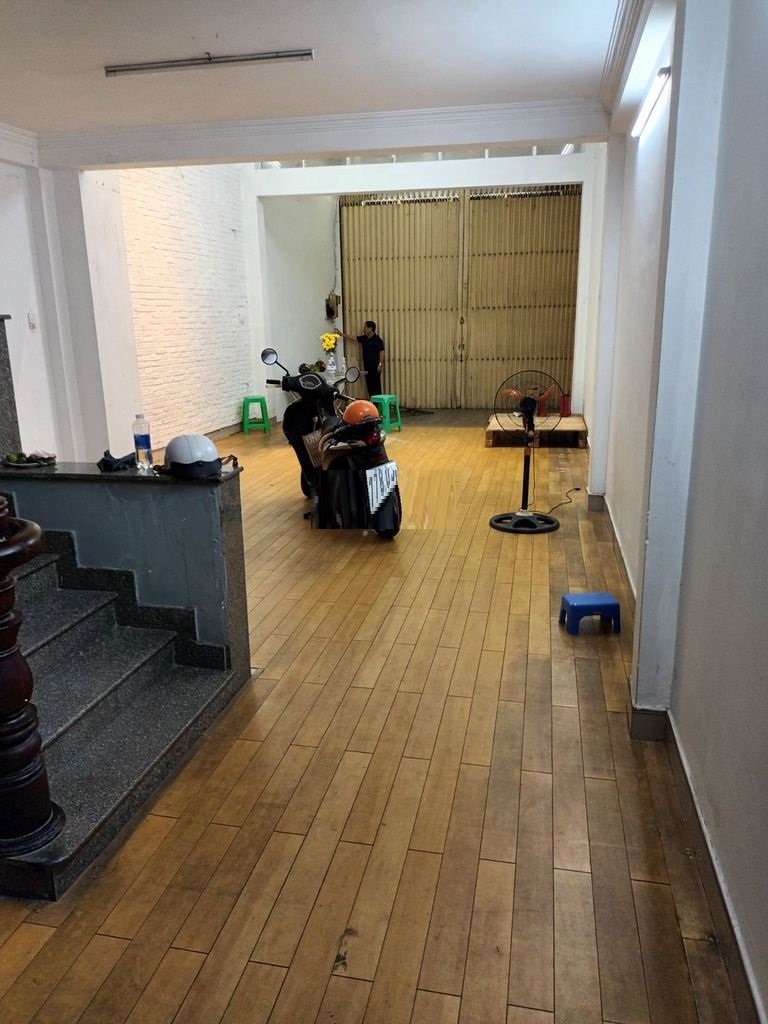 Cho thuê mặt tiền đường Bạch Đằng rộng 5m, Phường 24, Quận Bình Thạnh