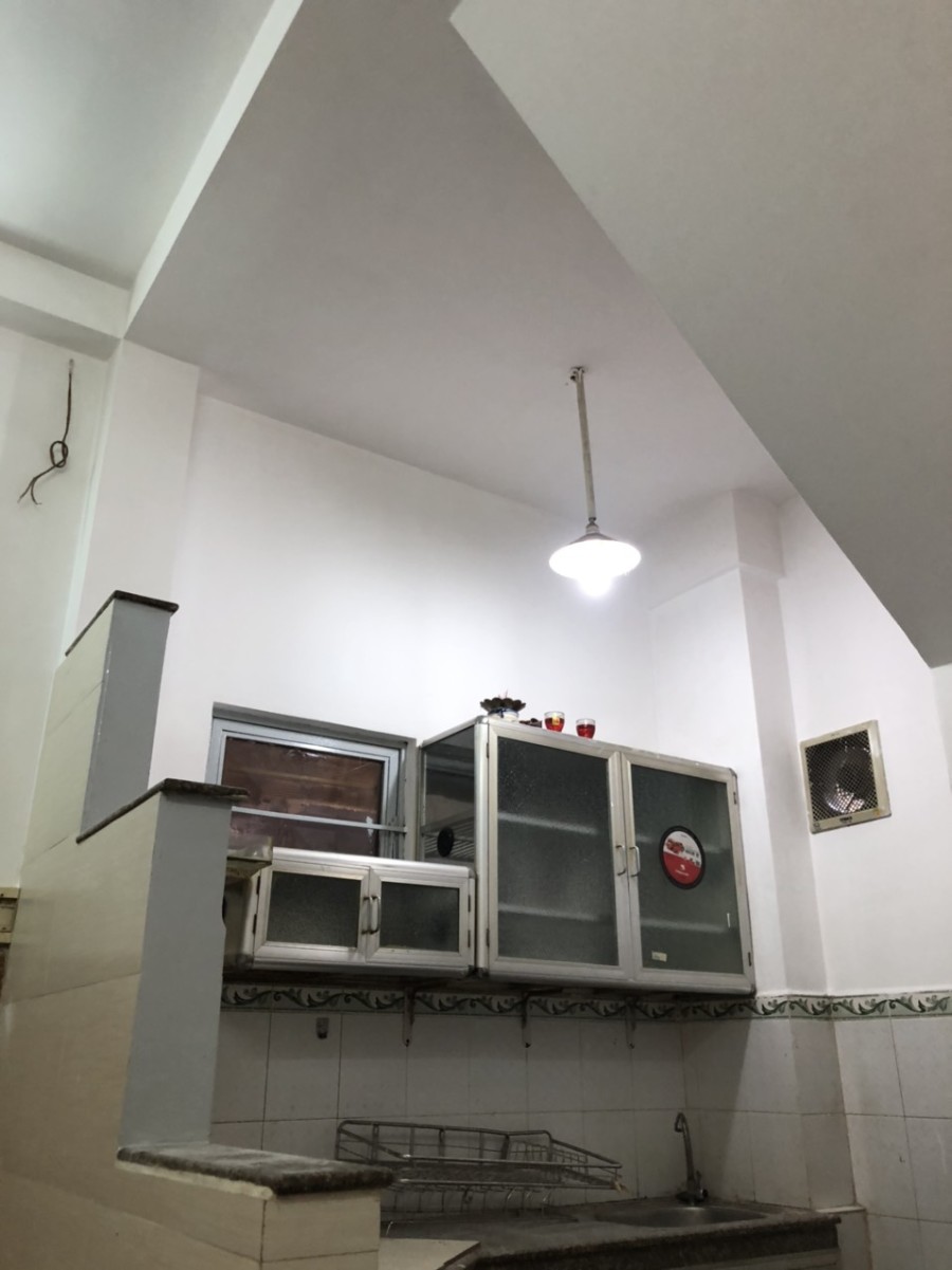 Nhà Nguyễn Thiện Thuật, 3x7m, nhà 2 lầu, 2 Phòng, 2 máy lạnh, có máy nước nóng lạnh