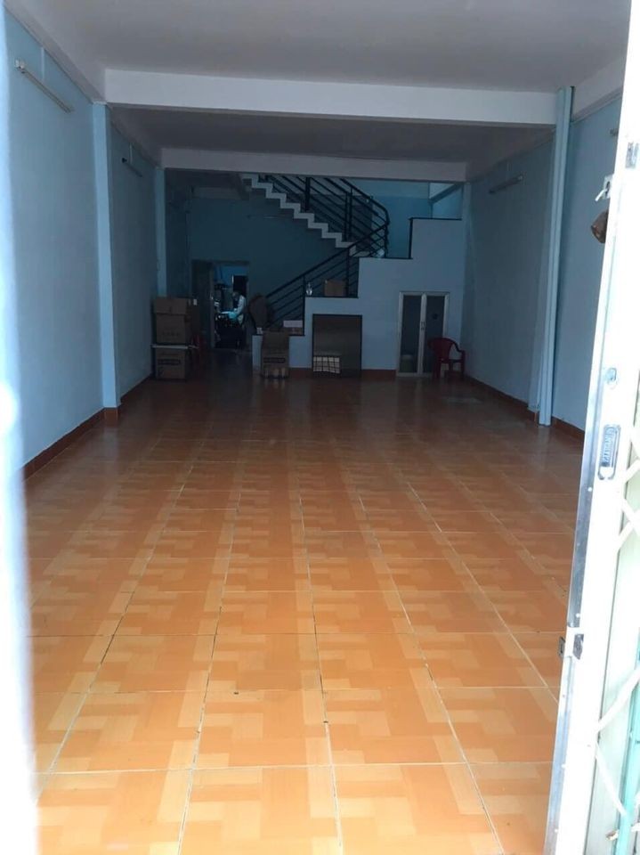 Cho thuê nhà quân tân phú dt gần 80m2, 2 tầng, 2PN giá chỉ 10tr/th. lh 0397077772