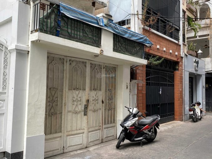 2 căn nhà liền kề cho thuê 85m2, 2PN hẻm rộng 6m Lê Thị Riêng, Quận 1, 30 triệu/tháng. lh 0905349029