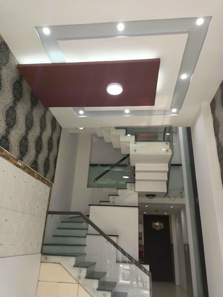 Cho thuê nhà đẹp - Mặt tiền kinh doanh Tân Phú dt 50m2, 4 tầng, giá 16 triêu
