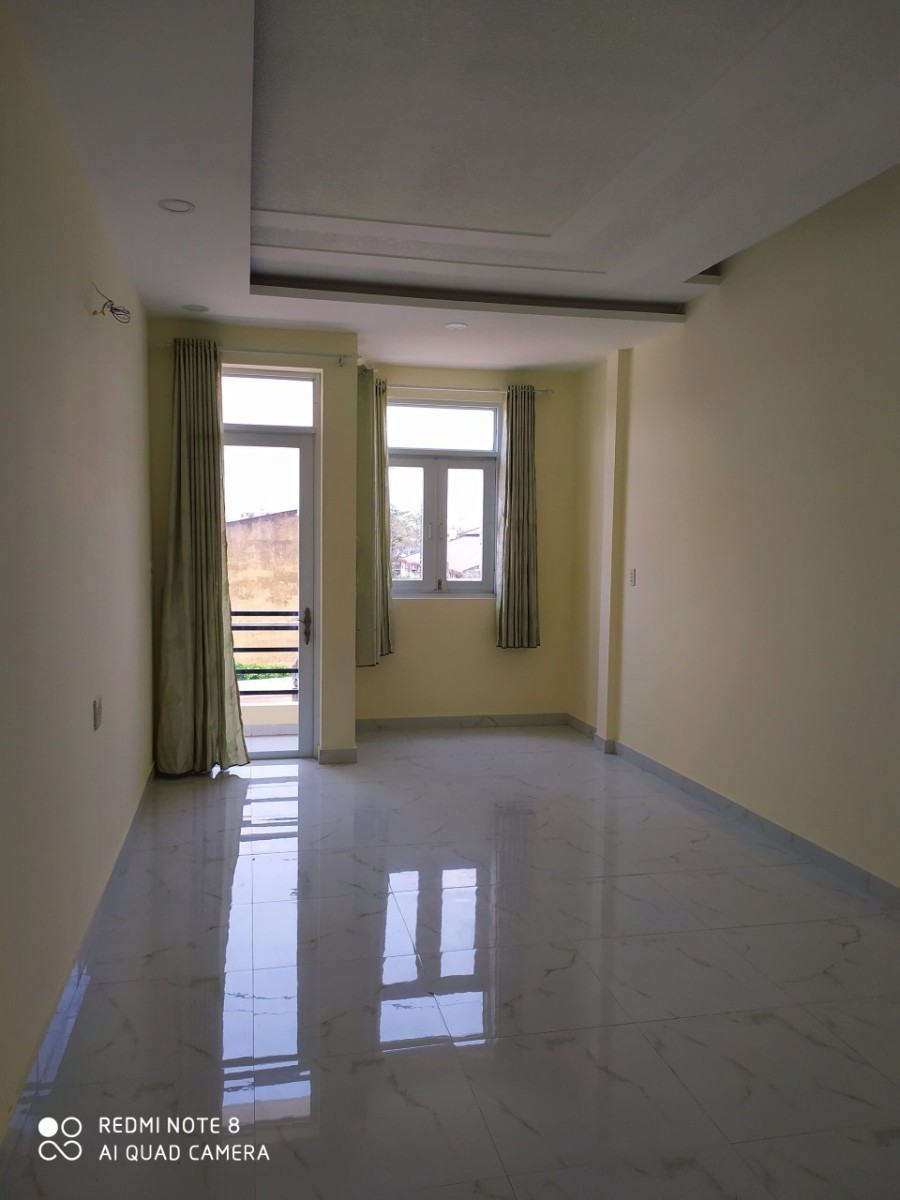 Cho thuê nhà hẻm 4m đường bùi minh trực p6 q8 4pn 3wc 1 trệt 2 lầu