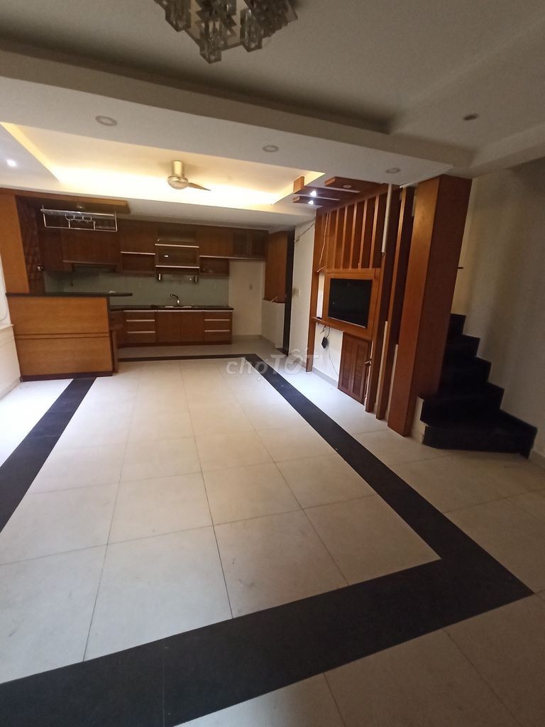 Nhà hẻm xe hơi quay đầu Nơ Trang Long Q Bình Thạnh