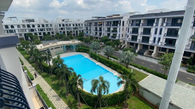 Nhà cho thuê ngay KĐT Vạn Phúc, đa dạng diện tích, giá tốt. LH 0908506363