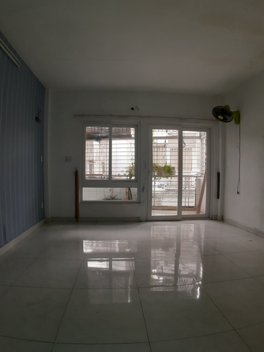 Cho thuê hẻm xe hơi Nguyễn Xí 2 chiều 3PN sạch sẽ 4.3x13