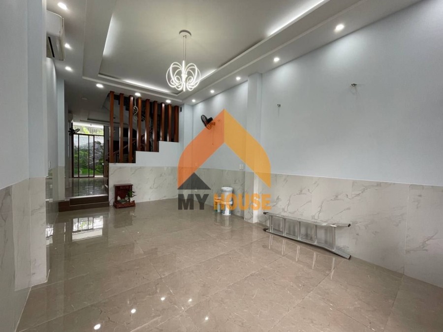 Tìm đâu xa nhà nguyên căn sang xịn mịn 6PN ở khu Bình An Quận 2 đây