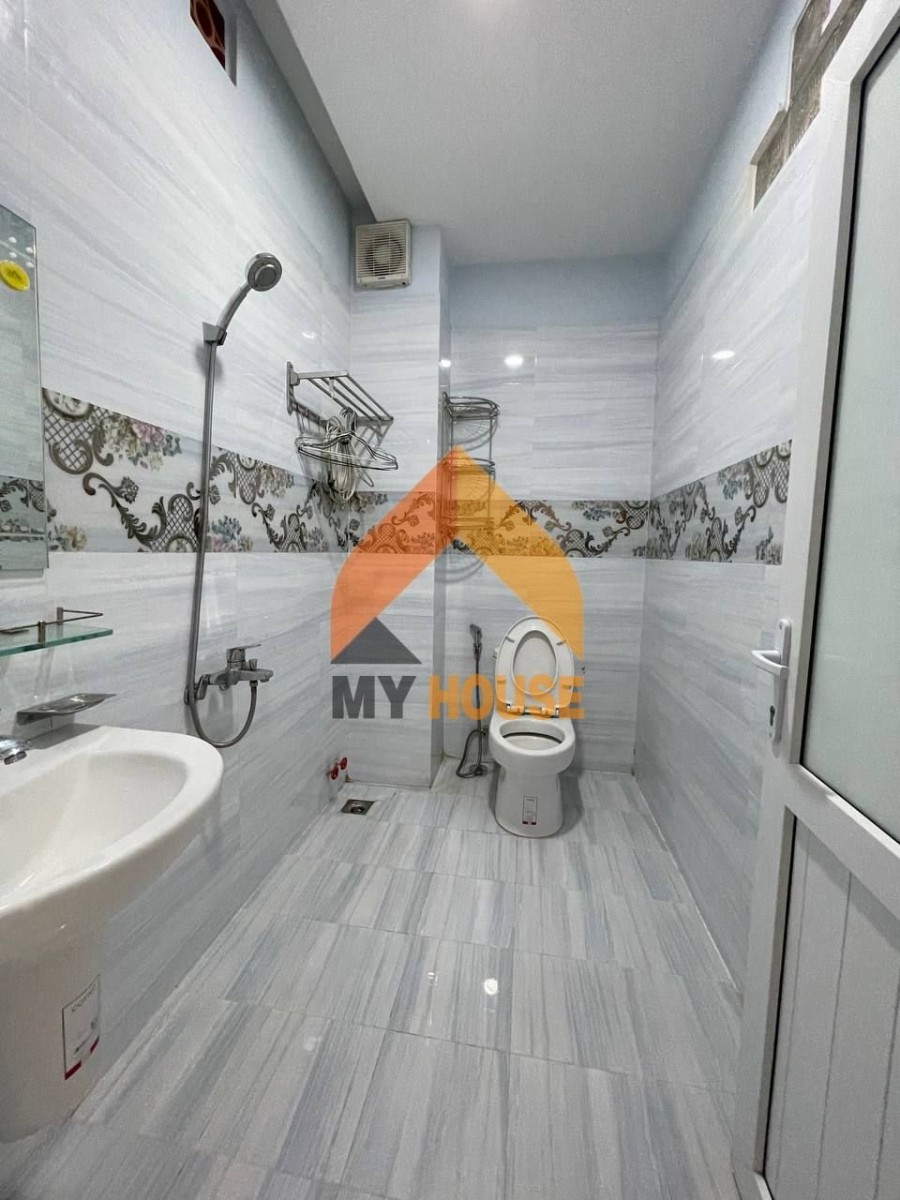 Tìm đâu xa nhà nguyên căn sang xịn mịn 6PN ở khu Bình An Quận 2 đây