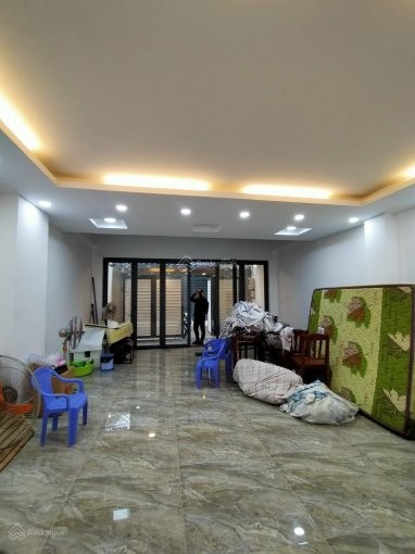 Nhà nguyên căn 90m2, 4PN cho thuê hẻm 18A, giá 28tr/th. LH 0906763286