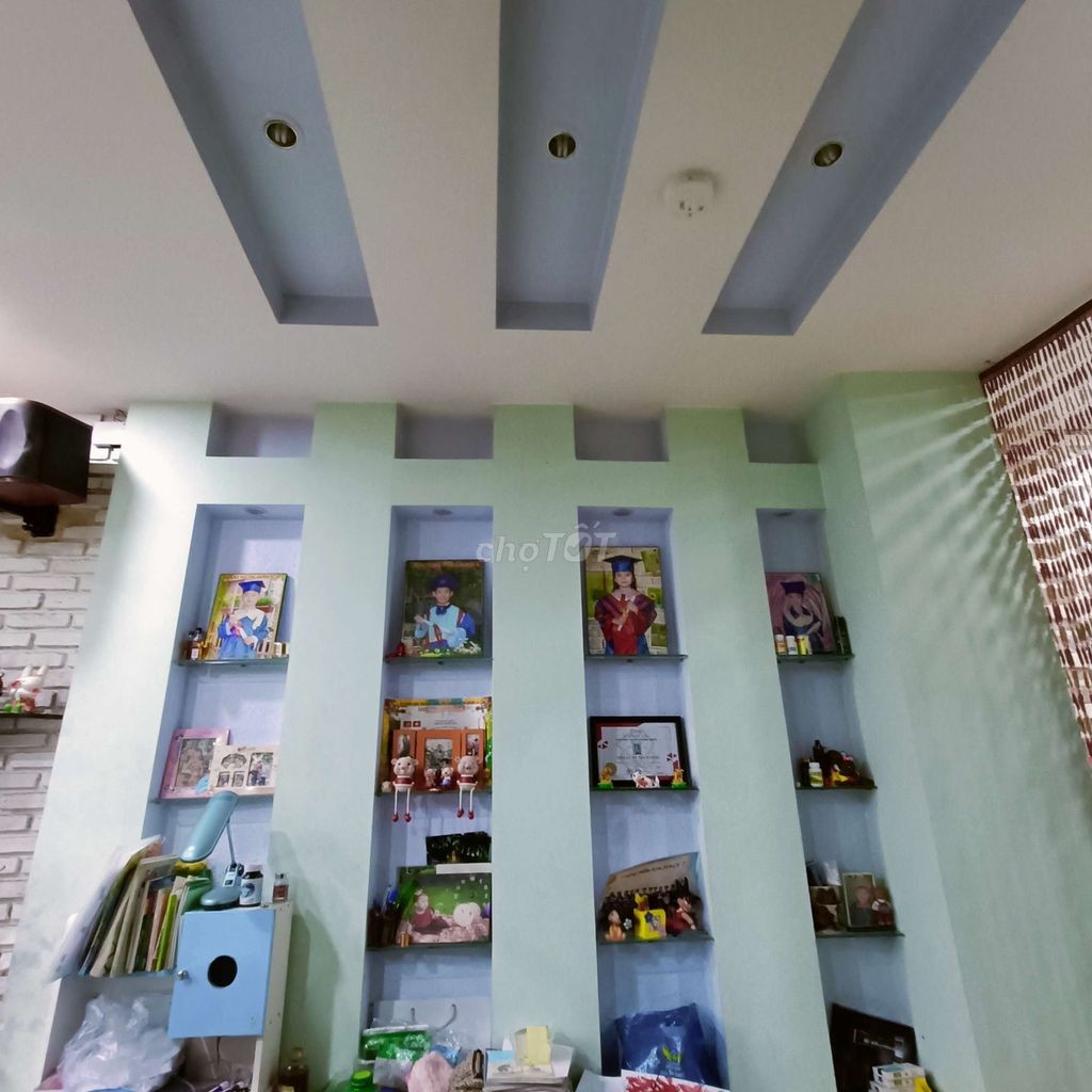 Cho thuê nhà nguyên căn đường Hòa Bình, Quận 11, 4 lầu
