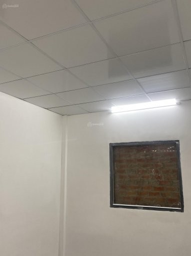 Nhà MT Hai Bà Trưng cho thuê 45m2, 2PN, 1WC, nhà trống, giá 7tr/th. LH 0768919886