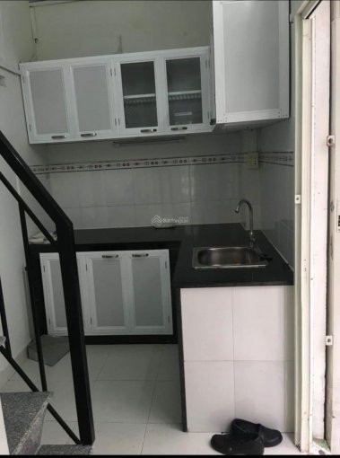 Chủ nhà cho thuê nhà 25m2, 2PN, 2 tầng, giá thuê 10 triệu/tháng. LH 0938751017