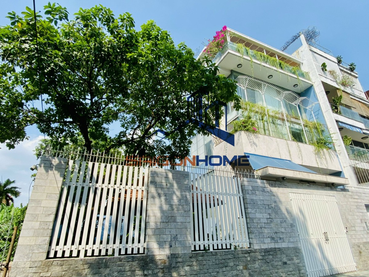 Cho thuê Biệt thự sân vườn làm văn phòng trường học Trần não An Phú Quận 2