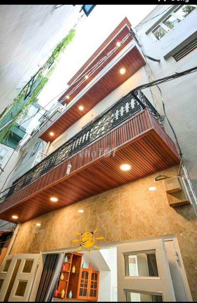 Nhà hẻm Trần Quang Diệu, 1 trệt 3 lầu đầy đủ nội thất giá thuê chỉ 11 triệu/tháng