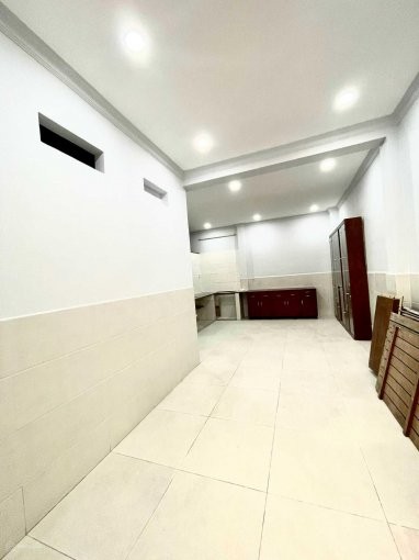 Nhà thuê 120m2, 4PN, hẻm xe tải, 2 mặt tiền, căn góc giá 16 tr/th