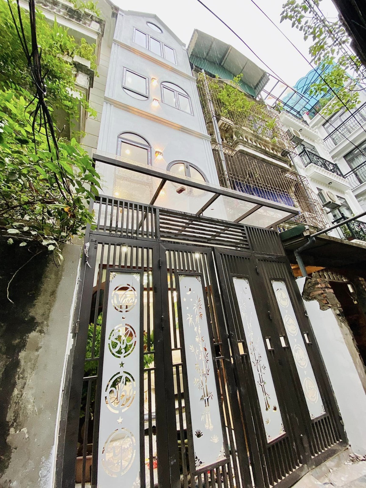 Trống căn nhà cho thuê phố Thái Hà, DT 50m2, 4 tầng mới đẹp ở giá chỉ 15tr/th