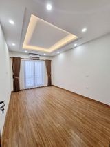 Nhà riêng 4 tầng cho thuê 14tr/th tại Long Biên, 3PN + 4WC