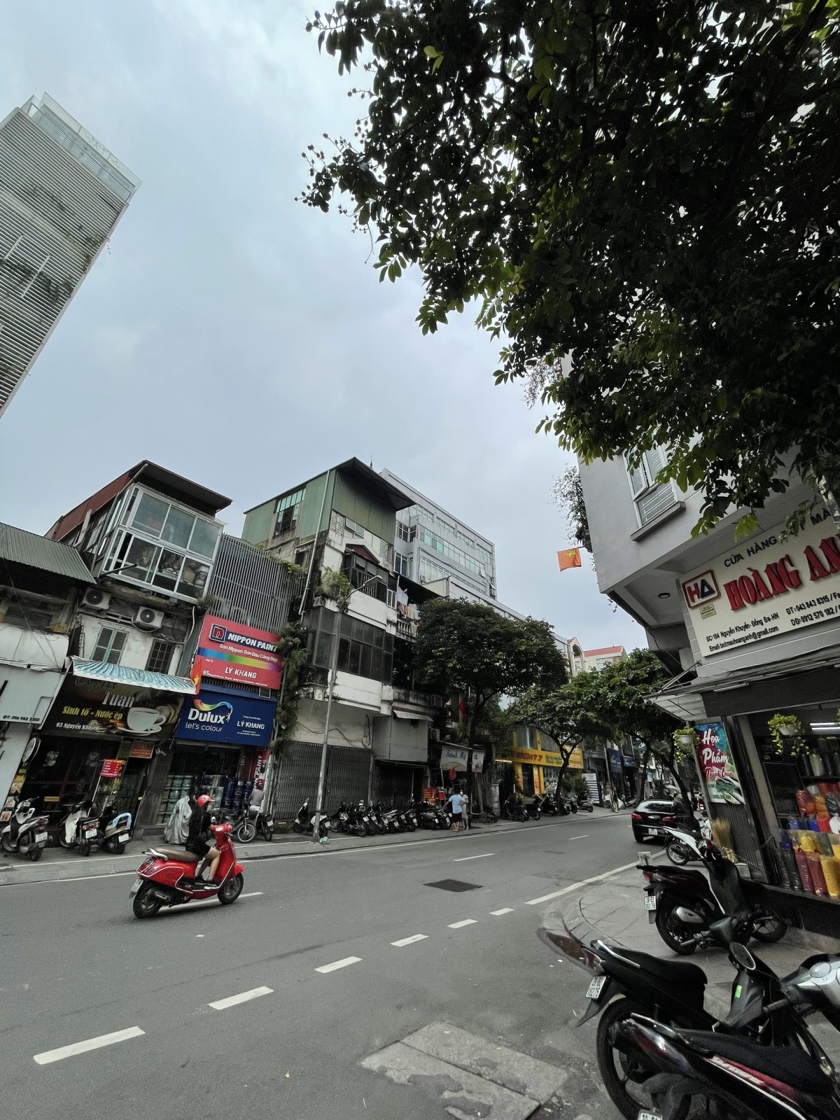 Nhà mặt tiền Nguyễn Khuyến cho thuê 25tr/th, 3.5 tầng, DTSD 196m2