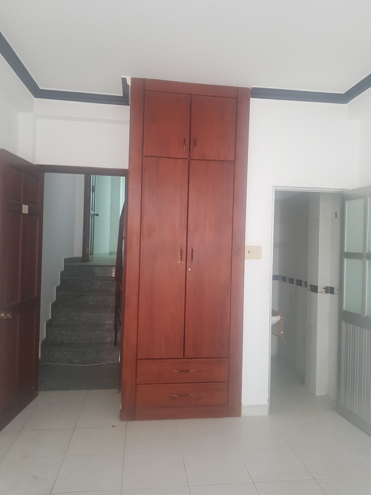 Cho thuê nhà 5 tầng mới HXT Nguyễn Công Hoan, PN, giá 25 triệu/tháng