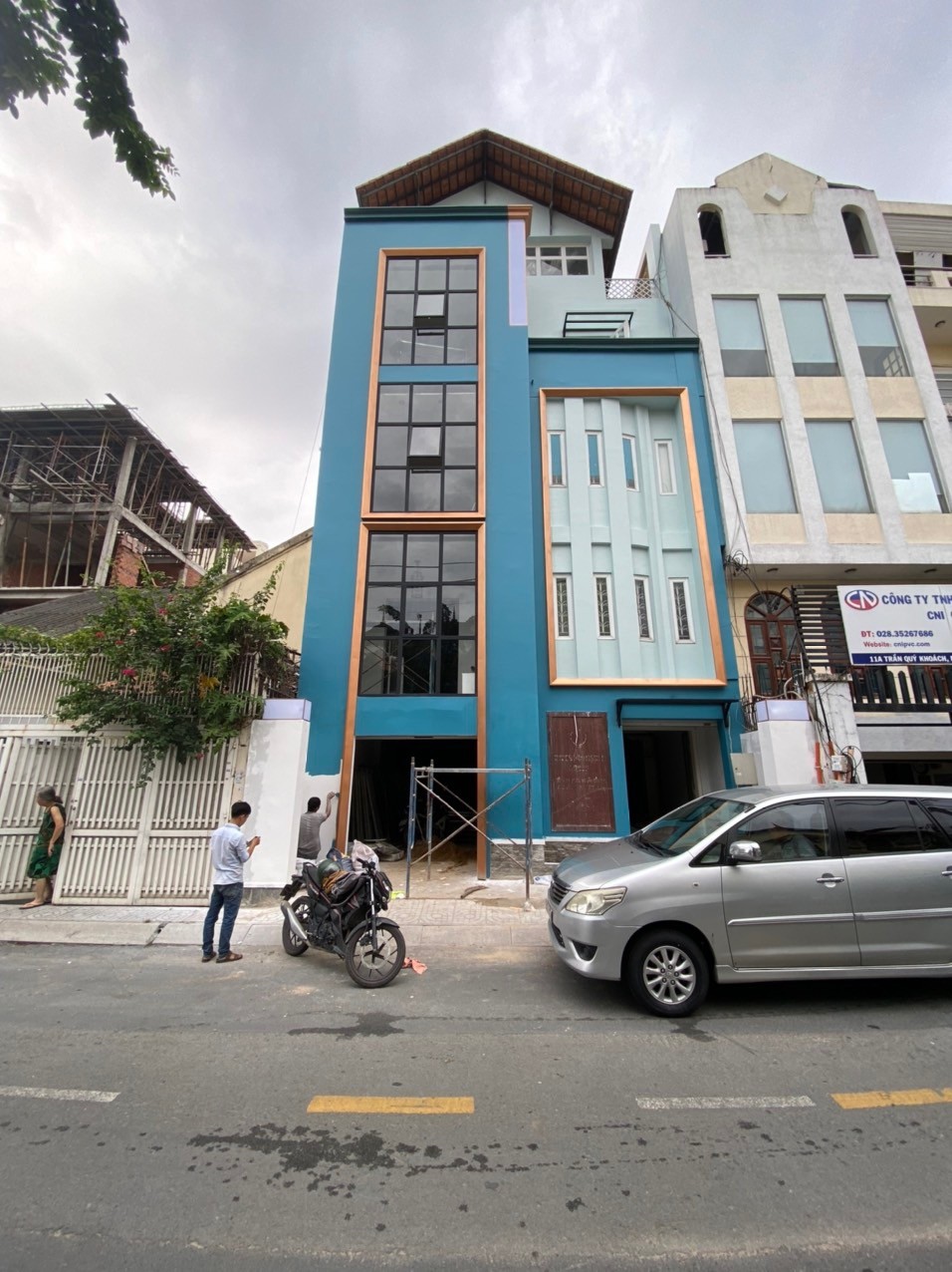 Nhà mặt tiền đường Trần Quý Khoách cho thuê 500m2, 135tr/th, làm văn phòng