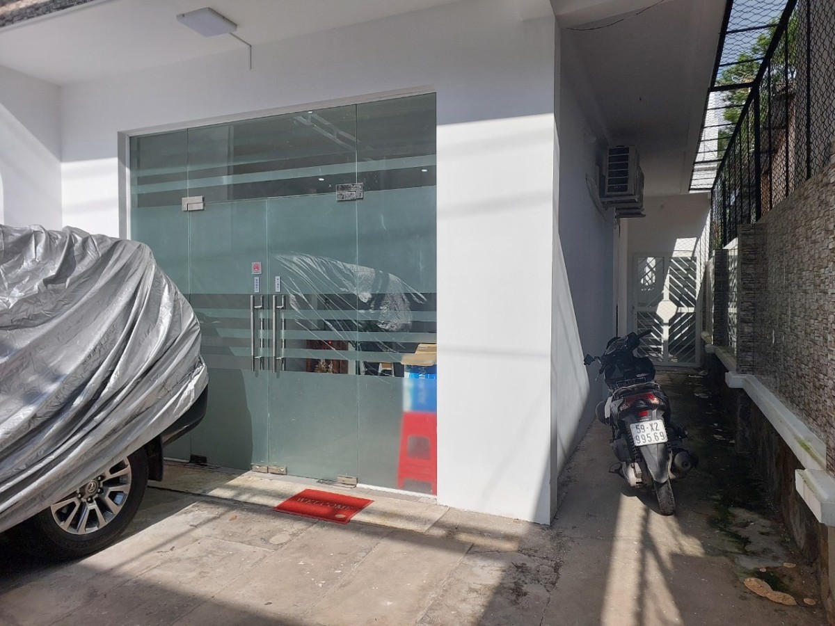 Nhà mặt tiền Quang Trung, q9 cho thuê giá 20tr/th thích hợp KD mở văn phòng