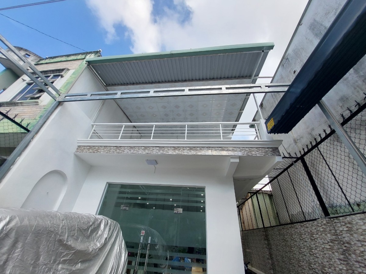 Nhà mặt tiền Quang Trung, q9 cho thuê giá 20tr/th thích hợp KD mở văn phòng
