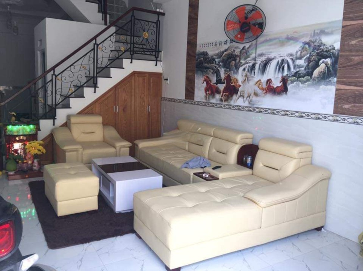 Nhà HXH 1 trệt, 1 lầu có nội thất, giá thuê 12tr/th, Huỳnh Tấn Phát khu Phú Thuận